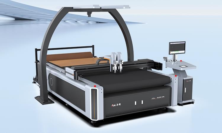 CNC rezač za industriju odjeće